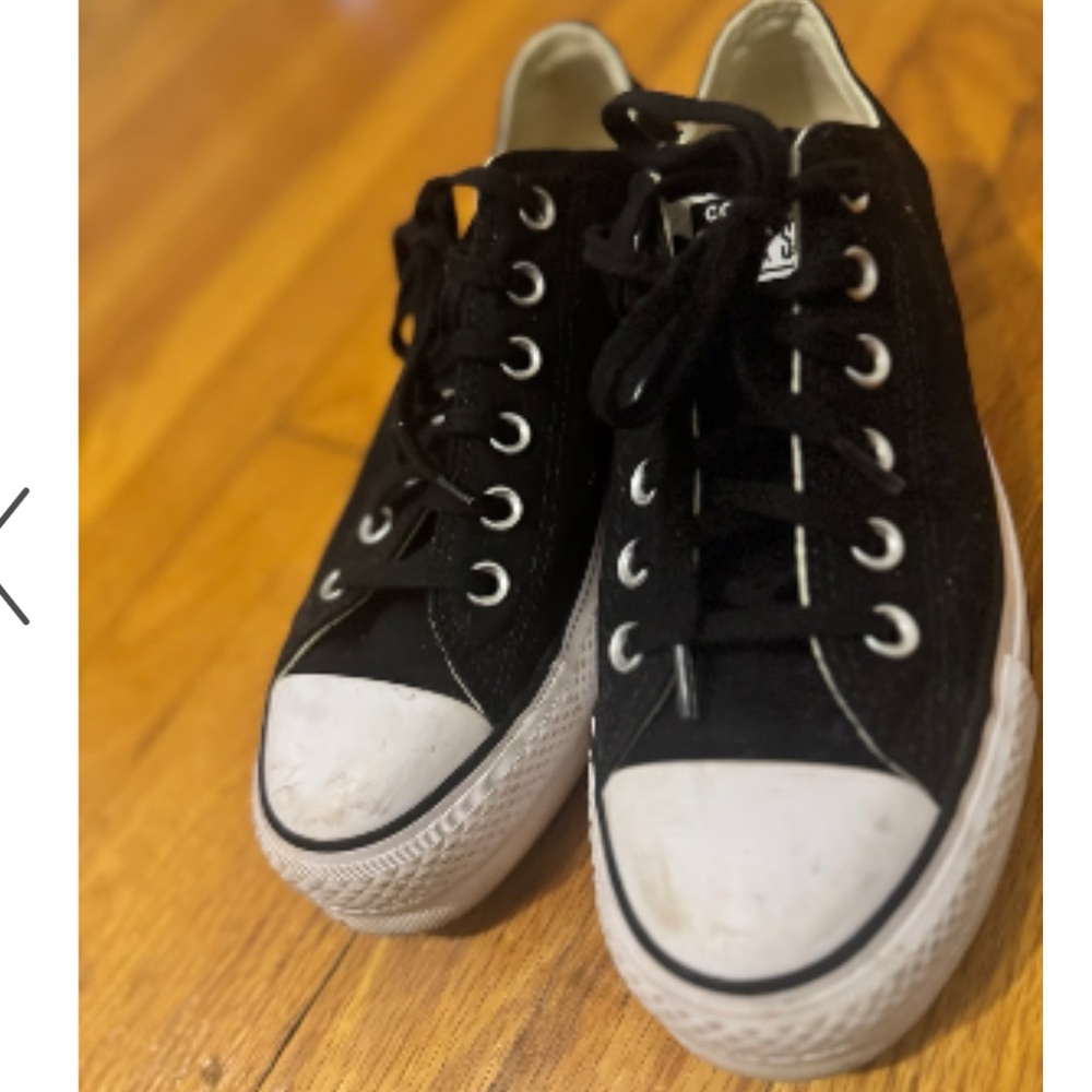 Womens Converse Chuck Taylor All Star Lift Low-Top Sneaker - Black